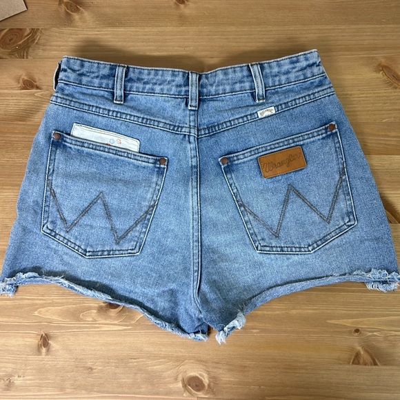 Billabong x Wrangler Showdown Patch Work Shorts - Picture 5 of 8